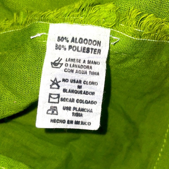 Mexican traditional off the shoulder embroidered blouse - Picture 5 of 7